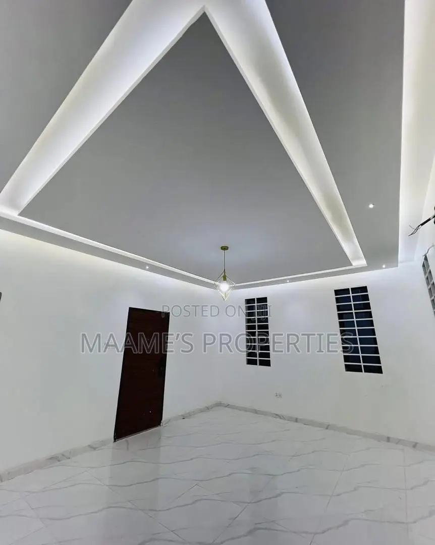 3bdrm House in East Legon for sale