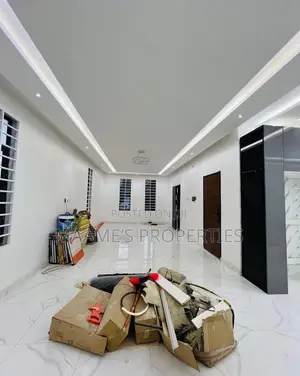 3bdrm House in East Legon for sale