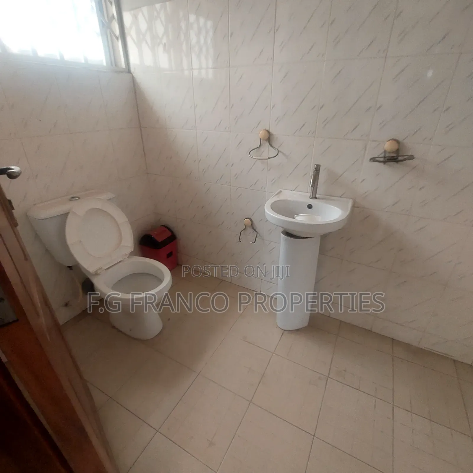 Office Space for Rent at Tema Comm One