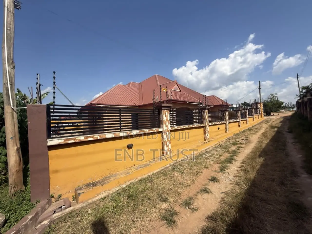 6bdrm House in Effiduase, Ejisu-Juaben Municipal for sale