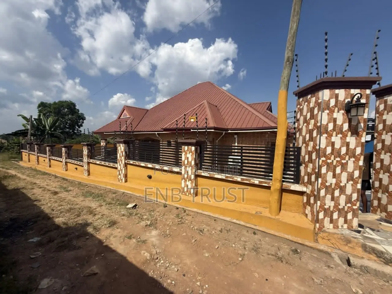 6bdrm House in Effiduase, Ejisu-Juaben Municipal for sale