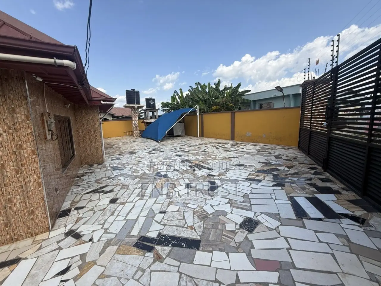 6bdrm House in Effiduase, Ejisu-Juaben Municipal for sale