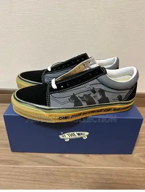 Authentic Old Skool Vans Premium Sneaker