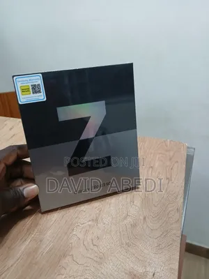 New Samsung Galaxy Z Fold 3 256 GB Black