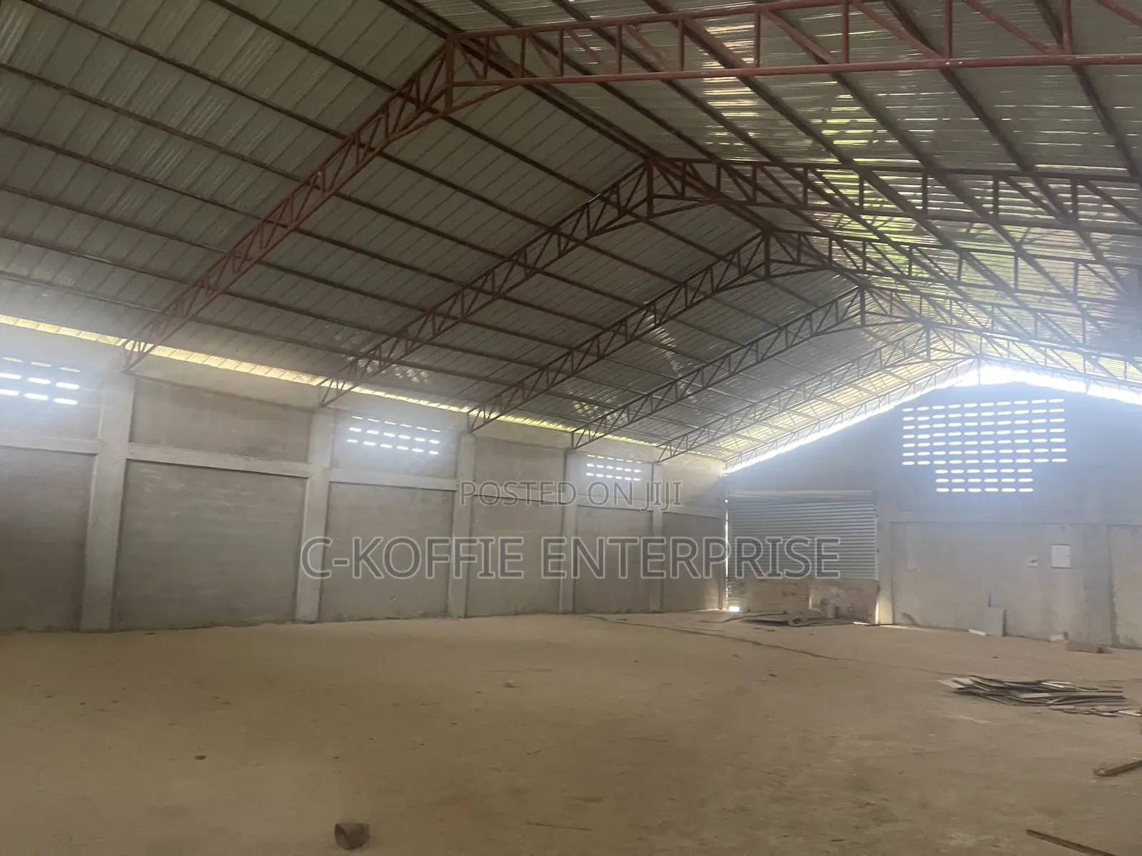 800 SQM Warehouse + Single Room Self Contain at Amasaman
