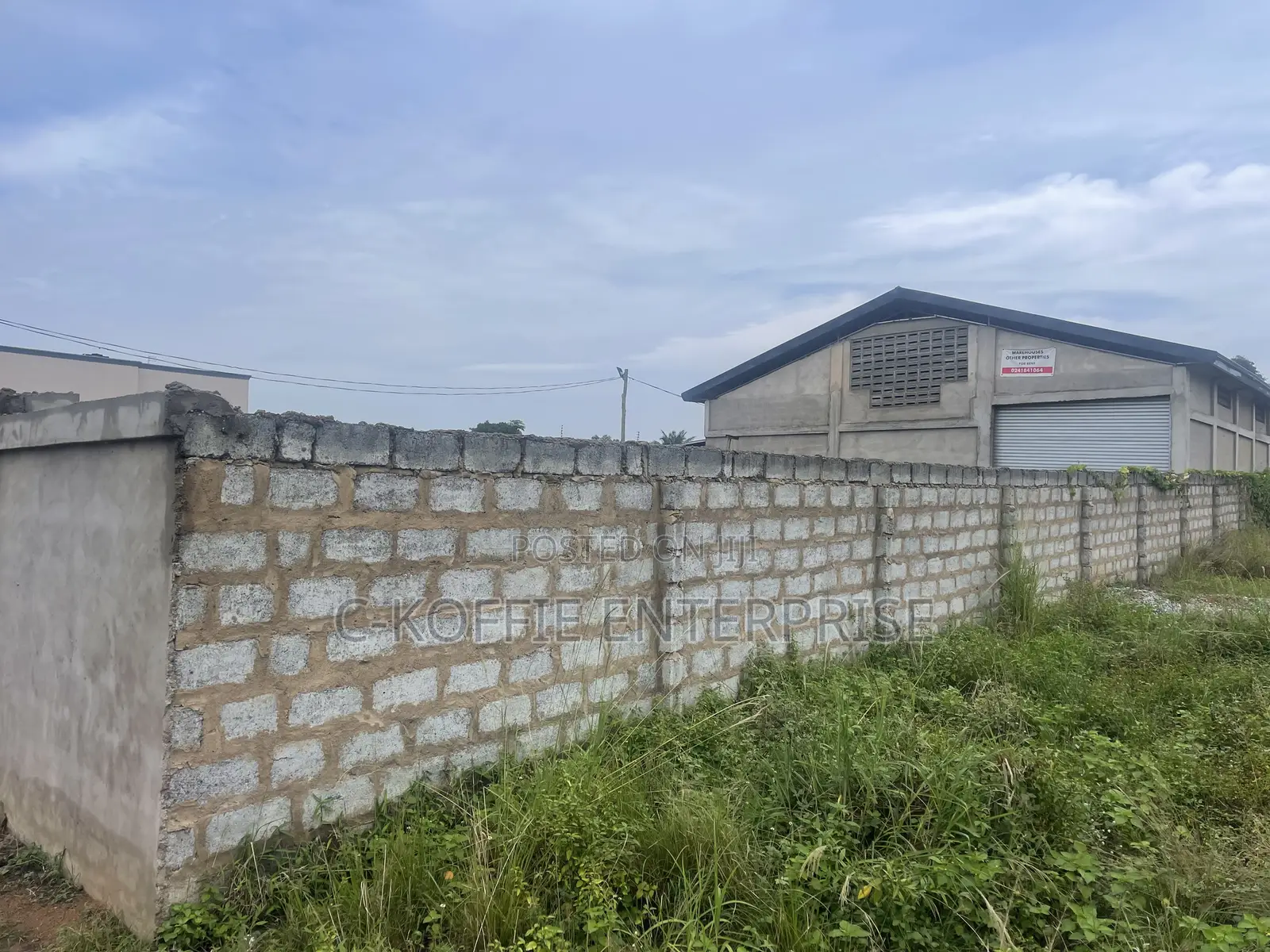 800 SQM Warehouse + Single Room Self Contain at Amasaman