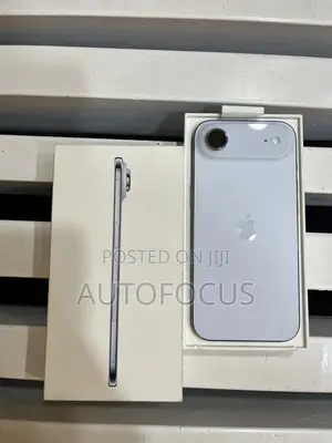 Apple iPhone 17 256 GB Blue