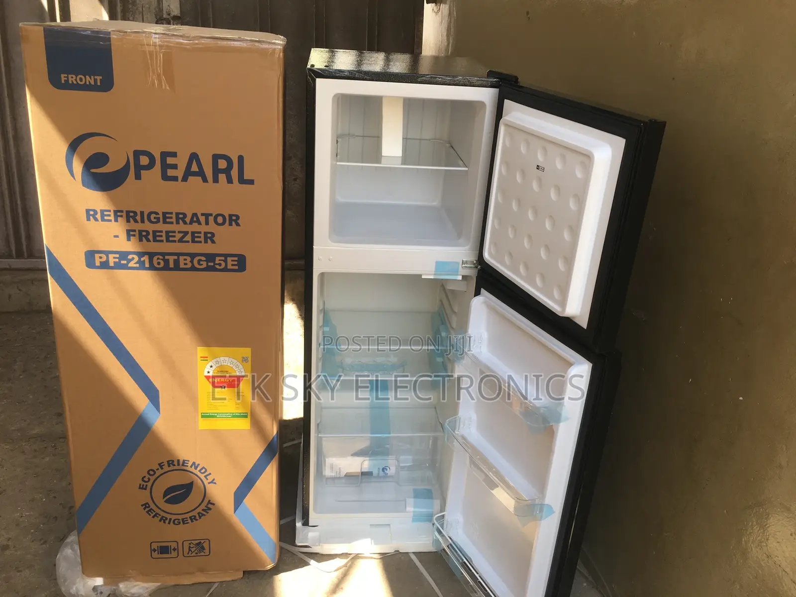 Pearl 136liters Top Freezer Black Mirror Fridge Pf-216tbg-5e