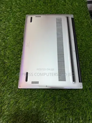 Laptop Huawei MateBook HZ-W19 16GB Intel Core I5 SSHD (Hybrid) 512GB