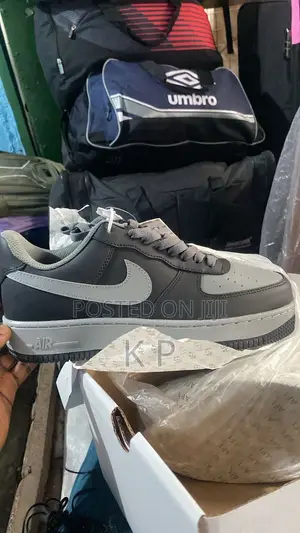Nike Air Force