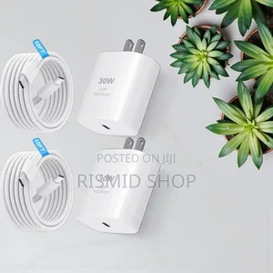 Original iPhone 15 Pro Max Charger(878765)