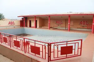 Large Auditorium 4 Church/Meeting 3 Offices Land Size 120x120ft