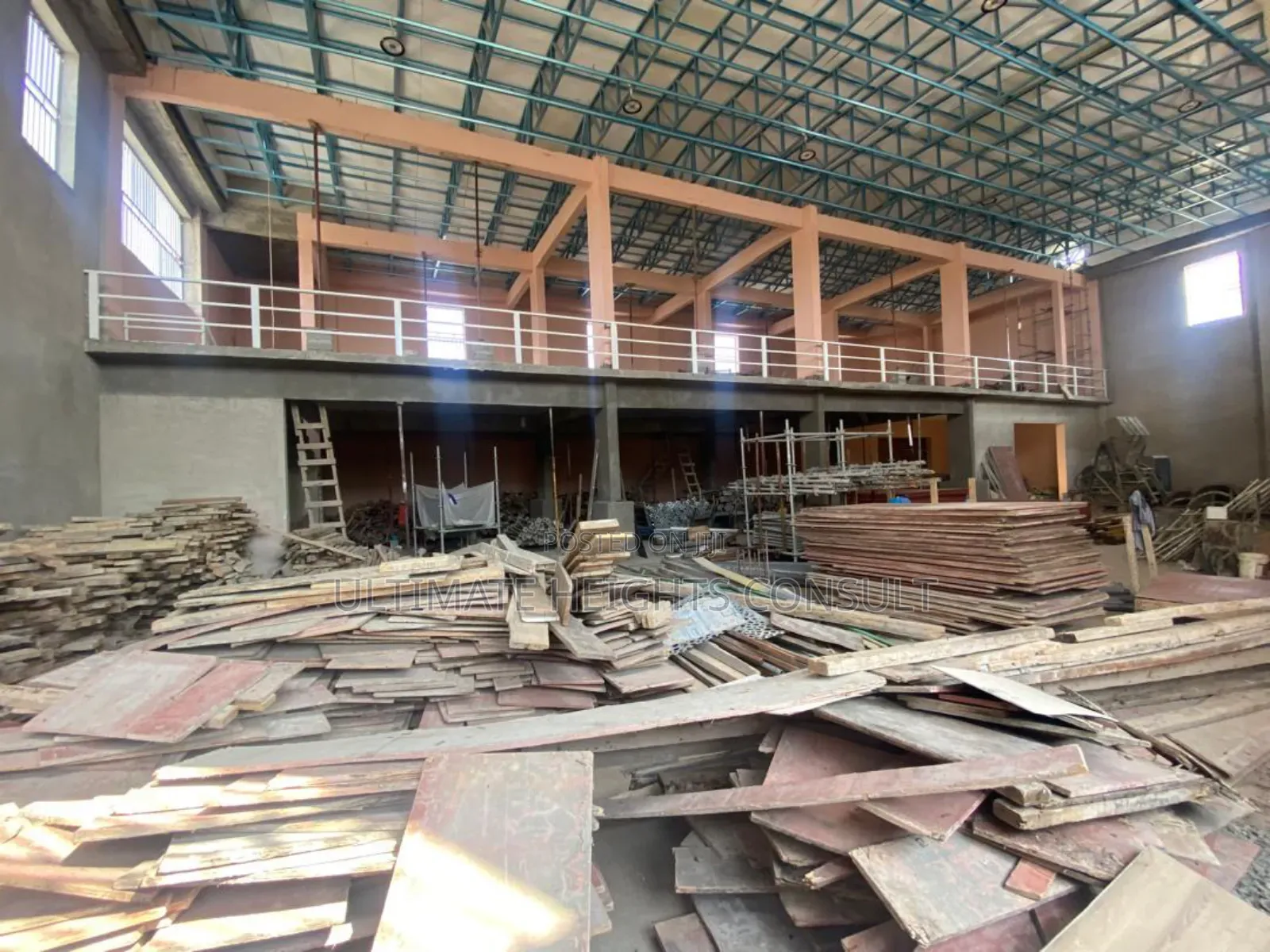 Warehouse 400 Square Metres for Rent
