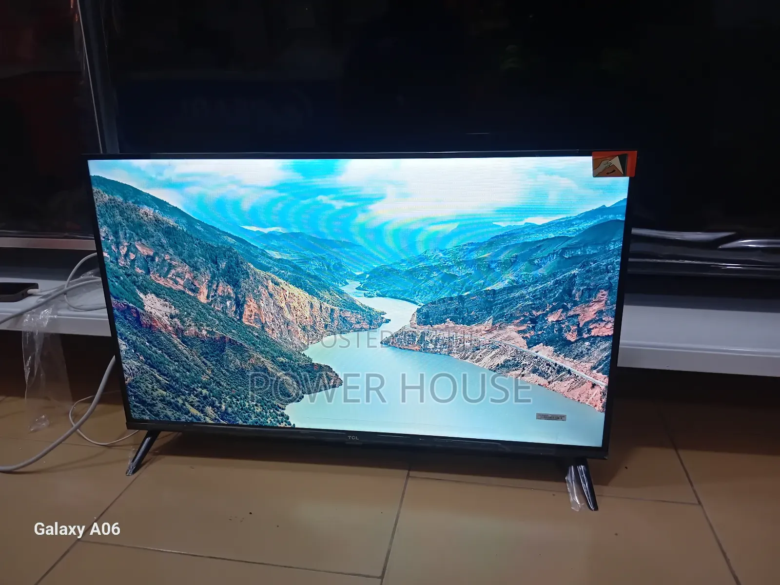 TCL 32’’ Smart Tv – Nice Picture Quality