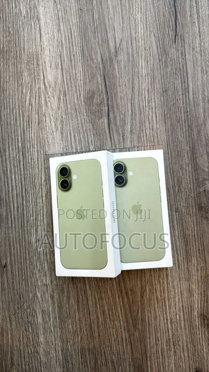 New Apple iPhone 17 256 GB Green
