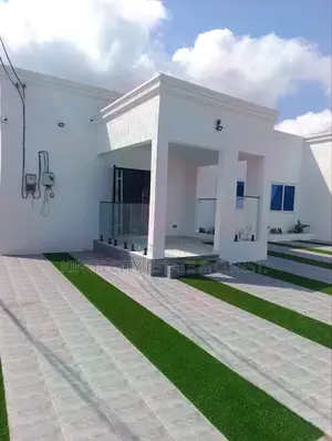 3bdrm House in Obeyeyie, Amasaman for sale
