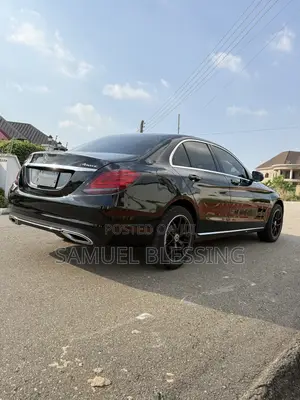 Mercedes-Benz C300 2020 Black