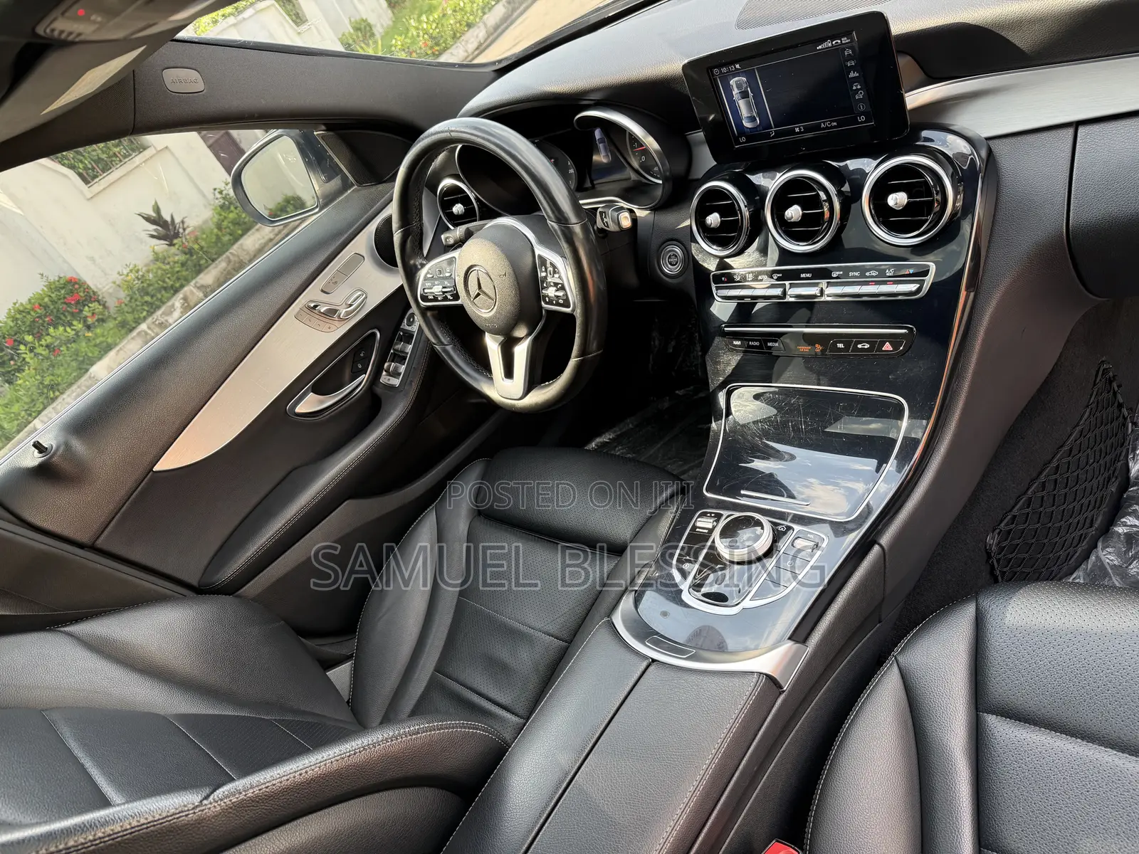 Mercedes-Benz C300 2020 Black