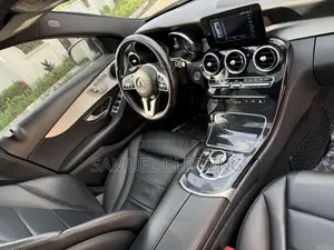 Mercedes-Benz C300 2020 Black