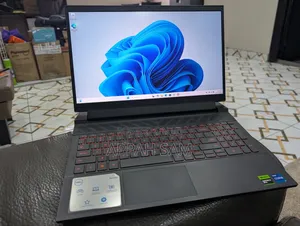 Laptop Dell G15 5535 16GB Intel Core i7 SSD 1T