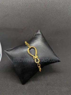 Knot Style Ladies Bracelet