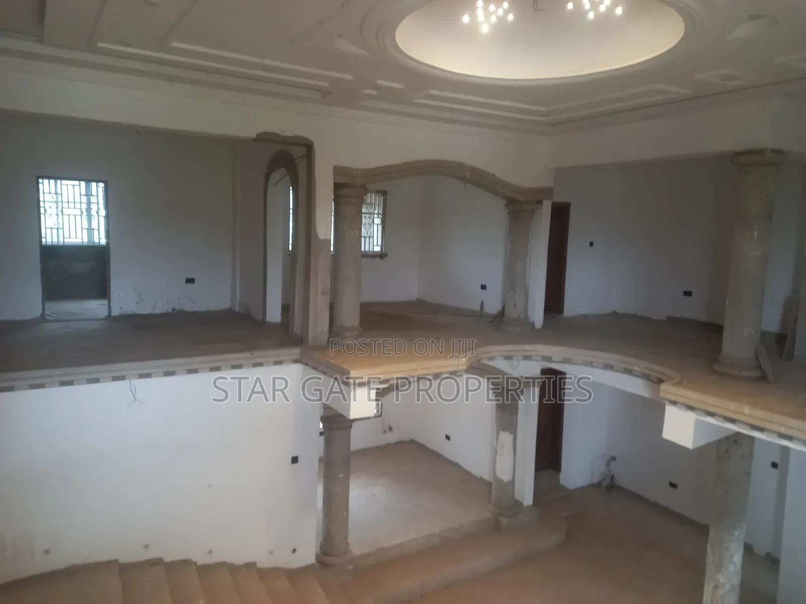 9bdrm House in Tanoso/ Sofoline, Kumasi Metropolitan for sale