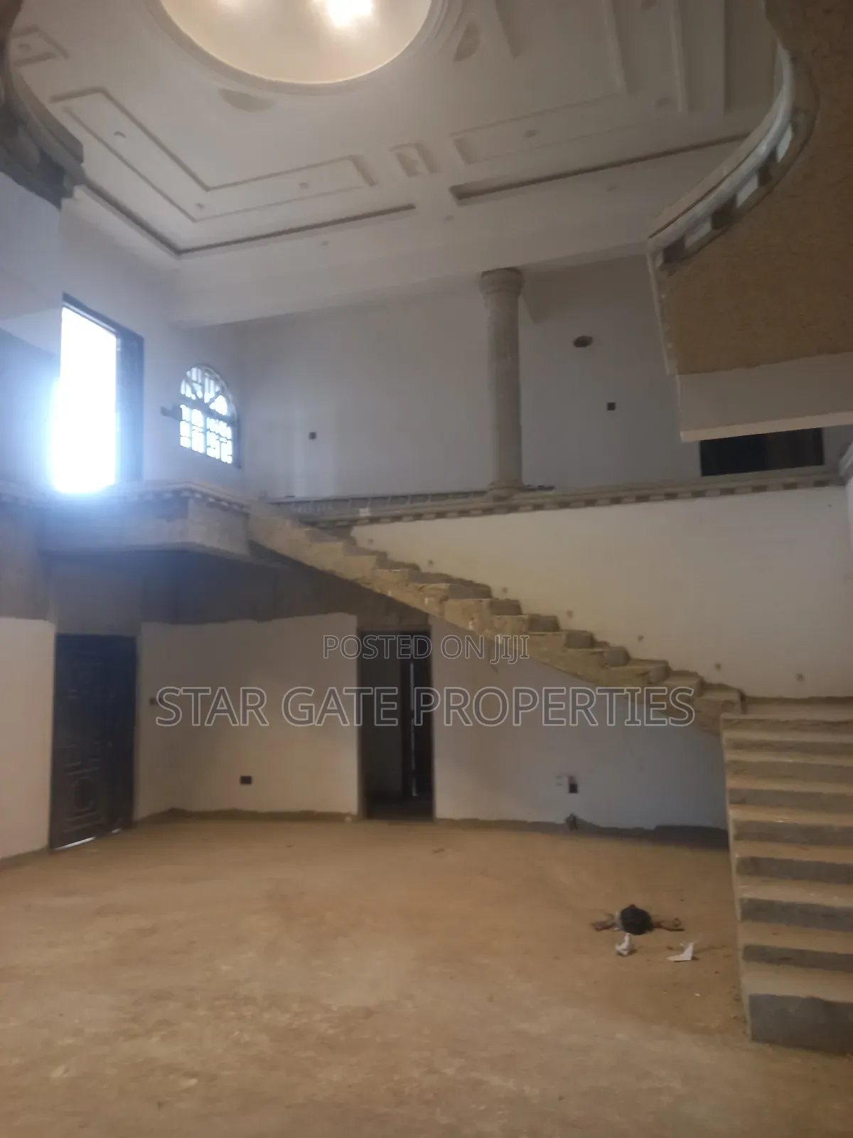 9bdrm House in Tanoso/ Sofoline, Kumasi Metropolitan for sale