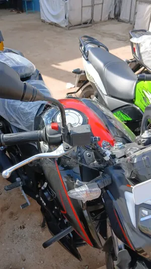 New TVS Apache 180 RTR 2025