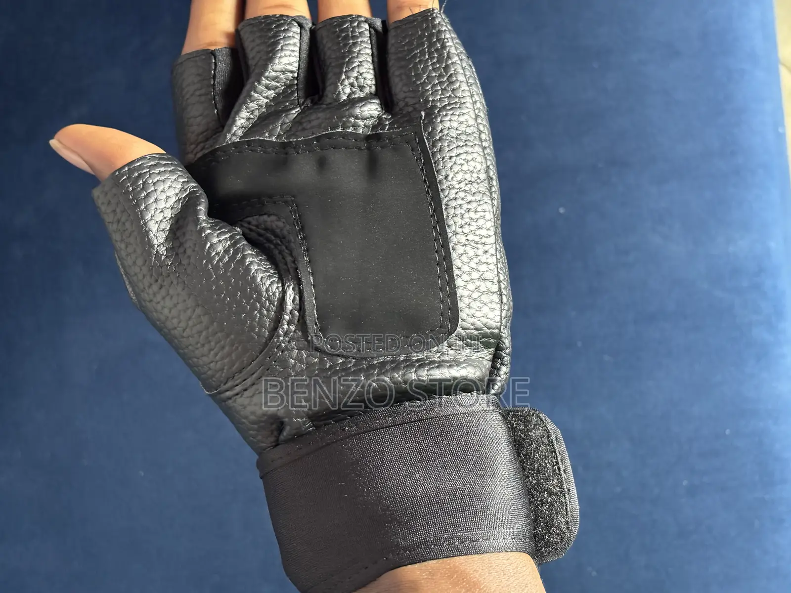Quality Leather Hand Gloves Available For Gym, And Riding