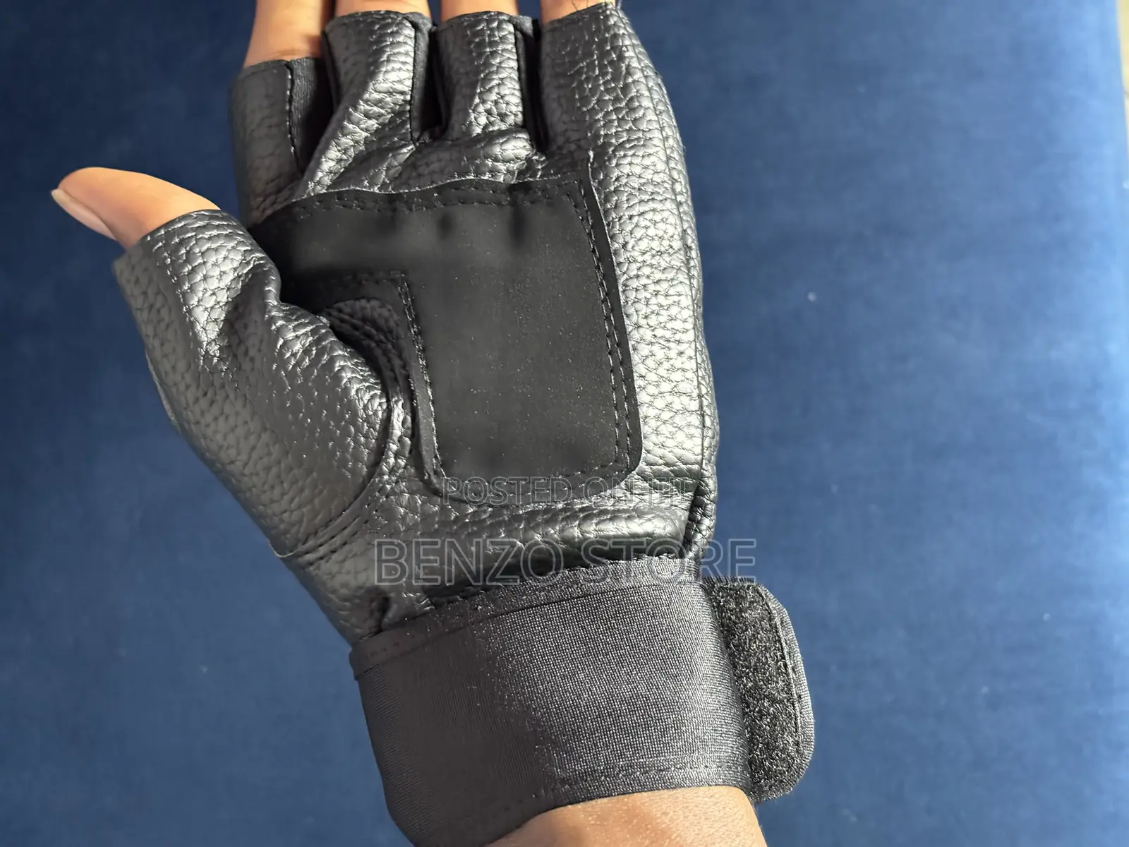 Quality Leather Hand Gloves Available For Gym, And Riding