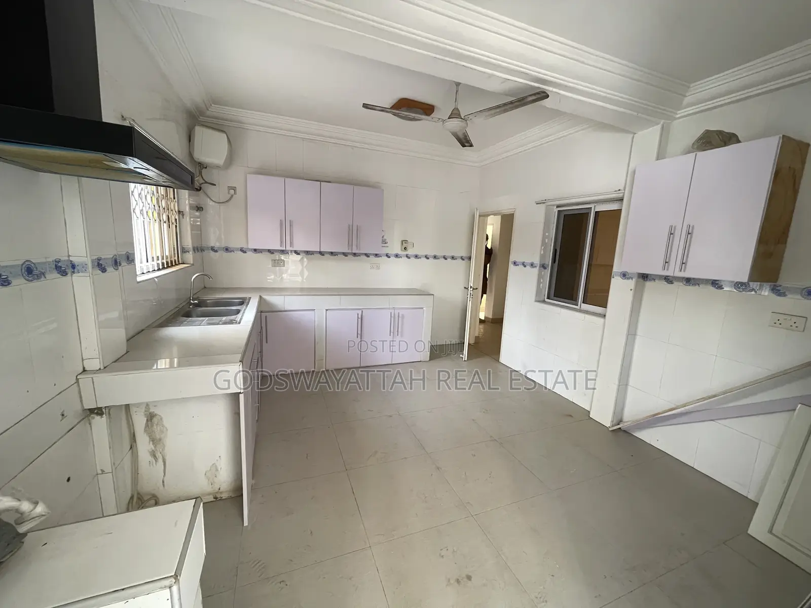 3bdrm House in East Legon, Adjiriganor for rent