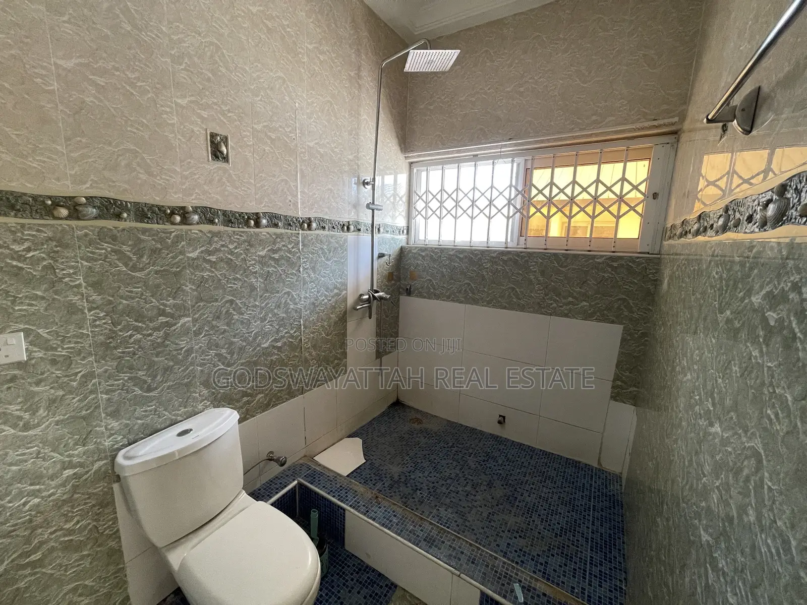 3bdrm House in East Legon, Adjiriganor for rent