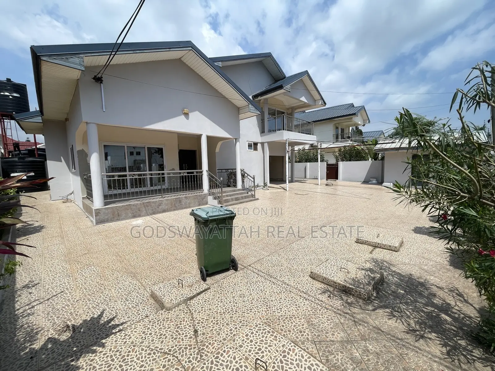 3bdrm House in East Legon, Adjiriganor for rent