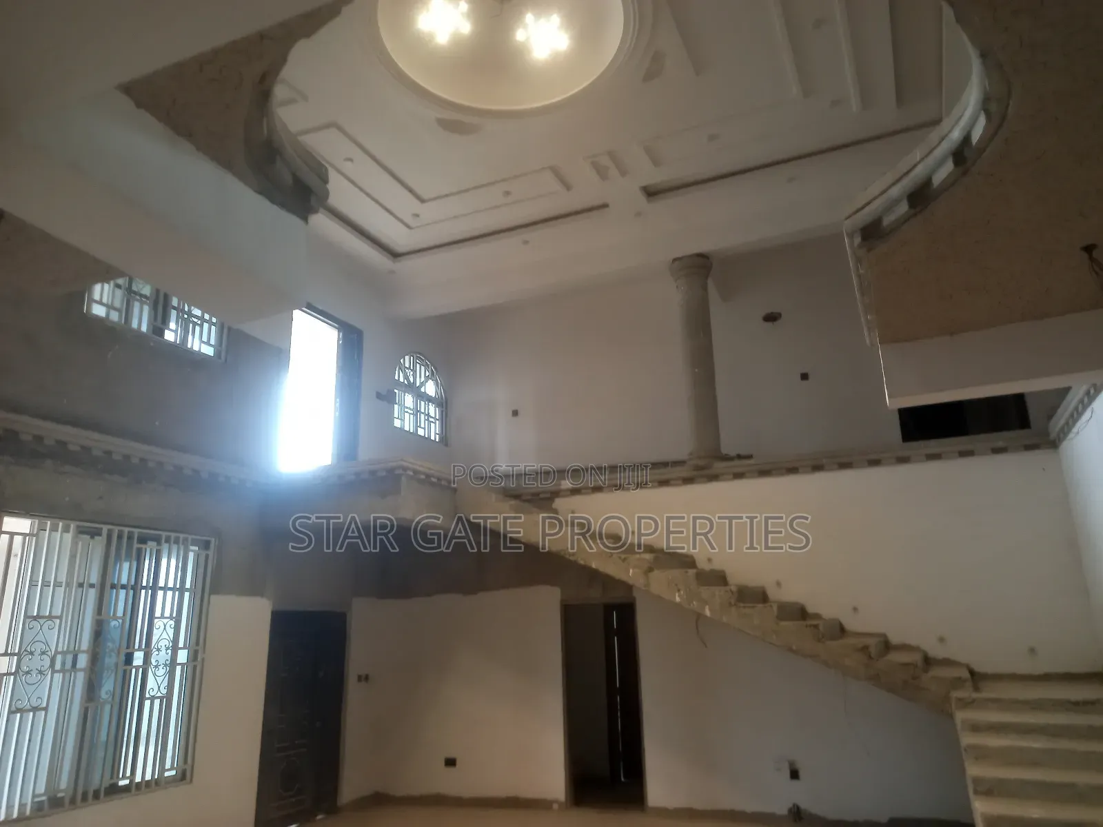 9bdrm House in Star Gate Properties, Kumasi Metropolitan for sale