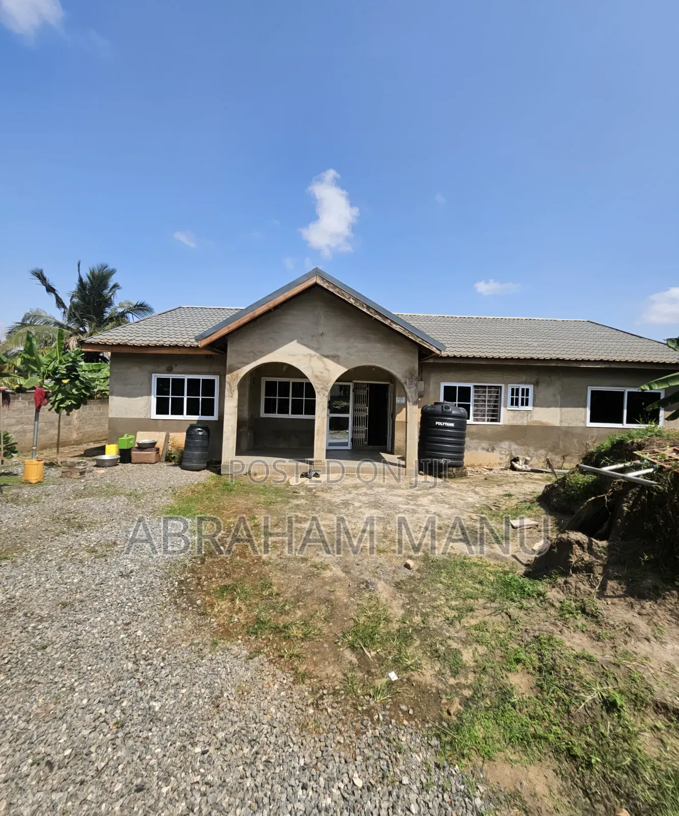 7bdrm House in Ga West Municipal for sale