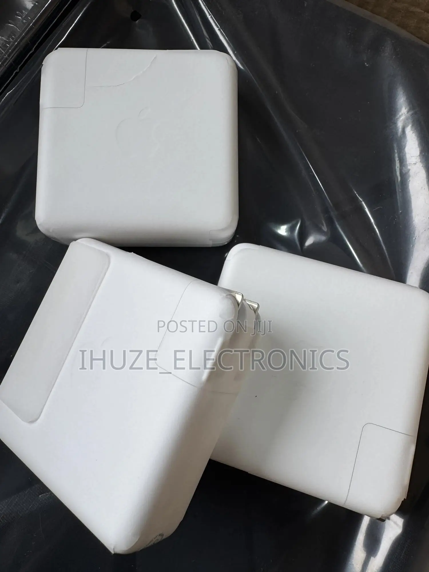 Apple 96w Usb-c Power Adapter For Macbook Pro