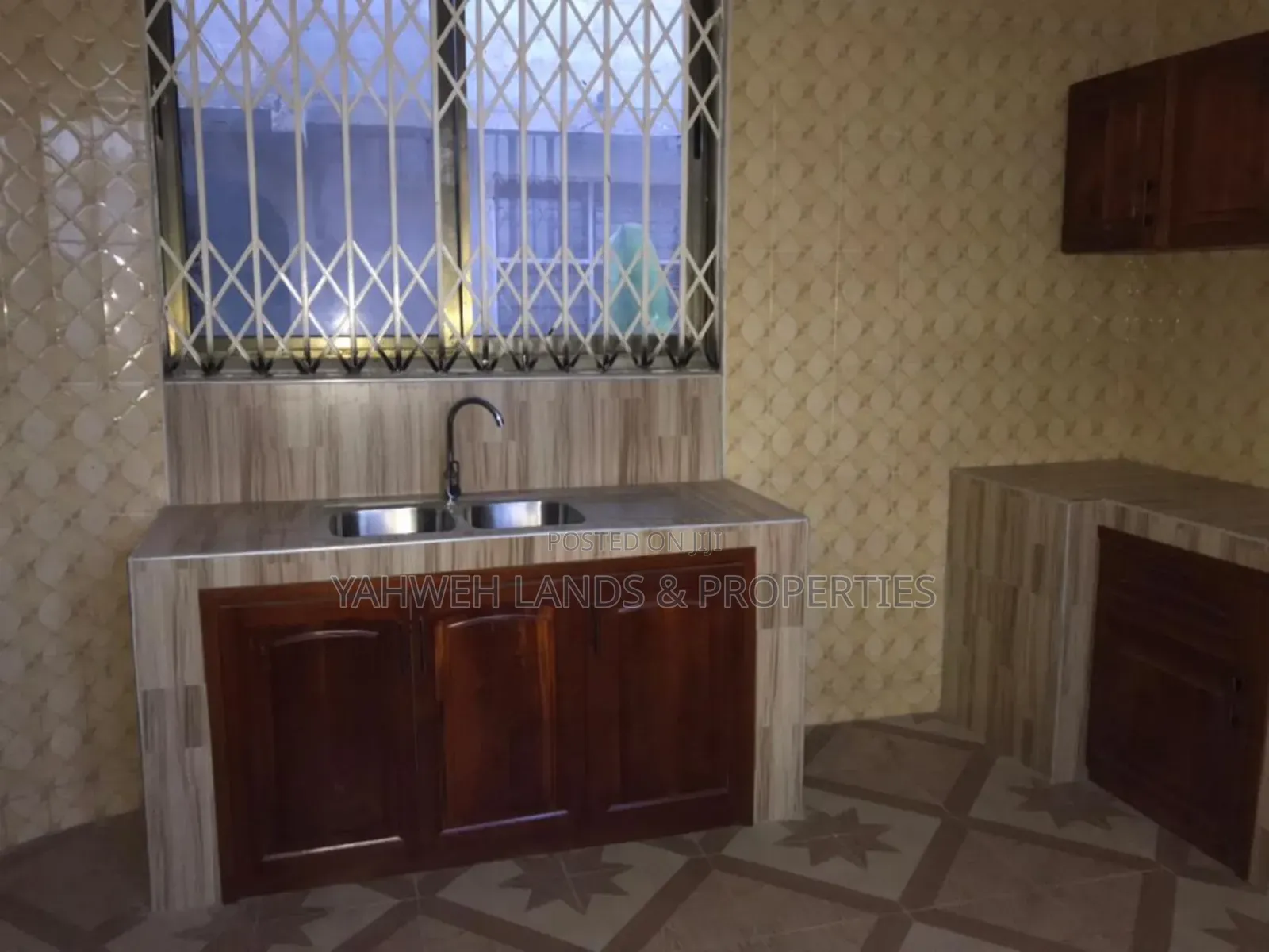 3bdrm House in Tema Metropolitan for rent
