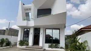 3bdrm House in Adjiriganor for sale