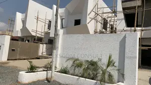 3bdrm House in Adjiriganor for sale