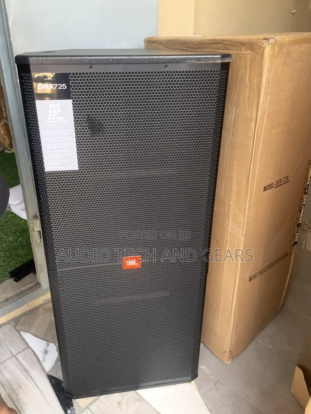 JBL Srx725 Full Range Speakers (Pair)
