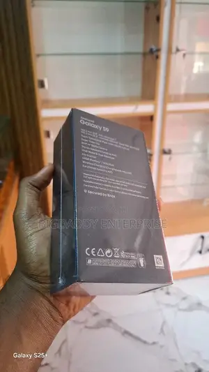 New Samsung Galaxy S9 256 GB Black