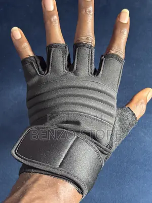 Quality Hand Gloves For Gym, Military And Motor Riders