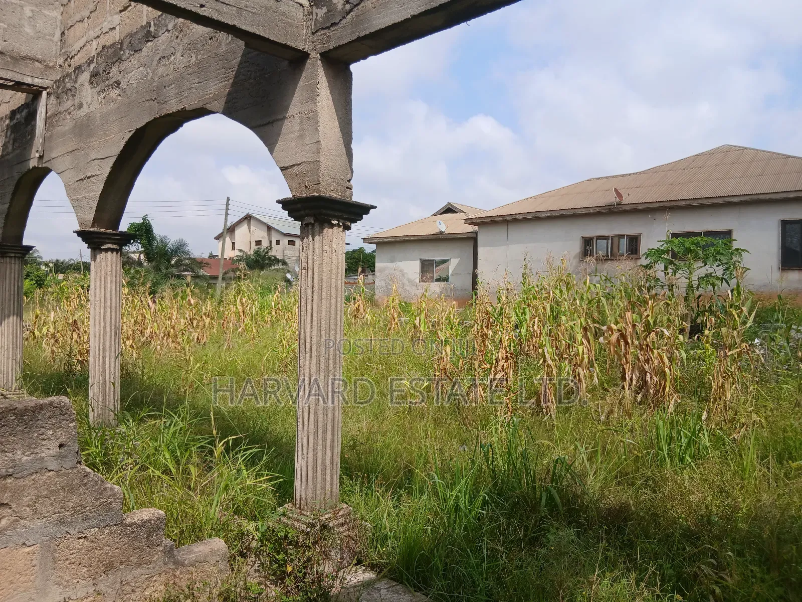 6bdrm House in Tech Appiadu Knust, Kumasi Metropolitan for sale