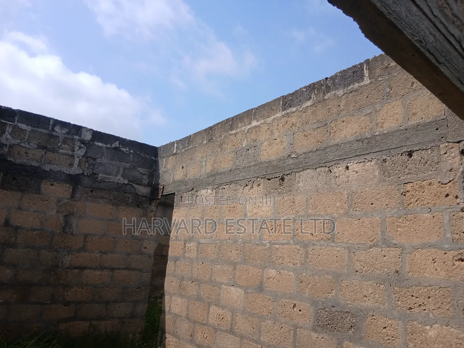 6bdrm House in Tech Appiadu Knust, Kumasi Metropolitan for sale