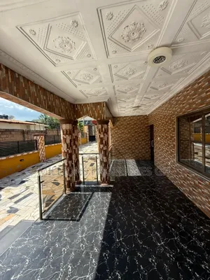 6bdrm House in Millions Properties, Ejisu-Juaben Municipal for sale