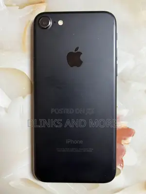 Apple iPhone 7 32 GB Black