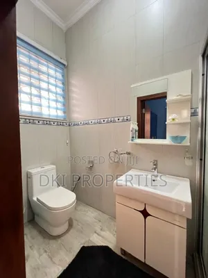 5bdrm House in Dki Properties, Community 25 for sale