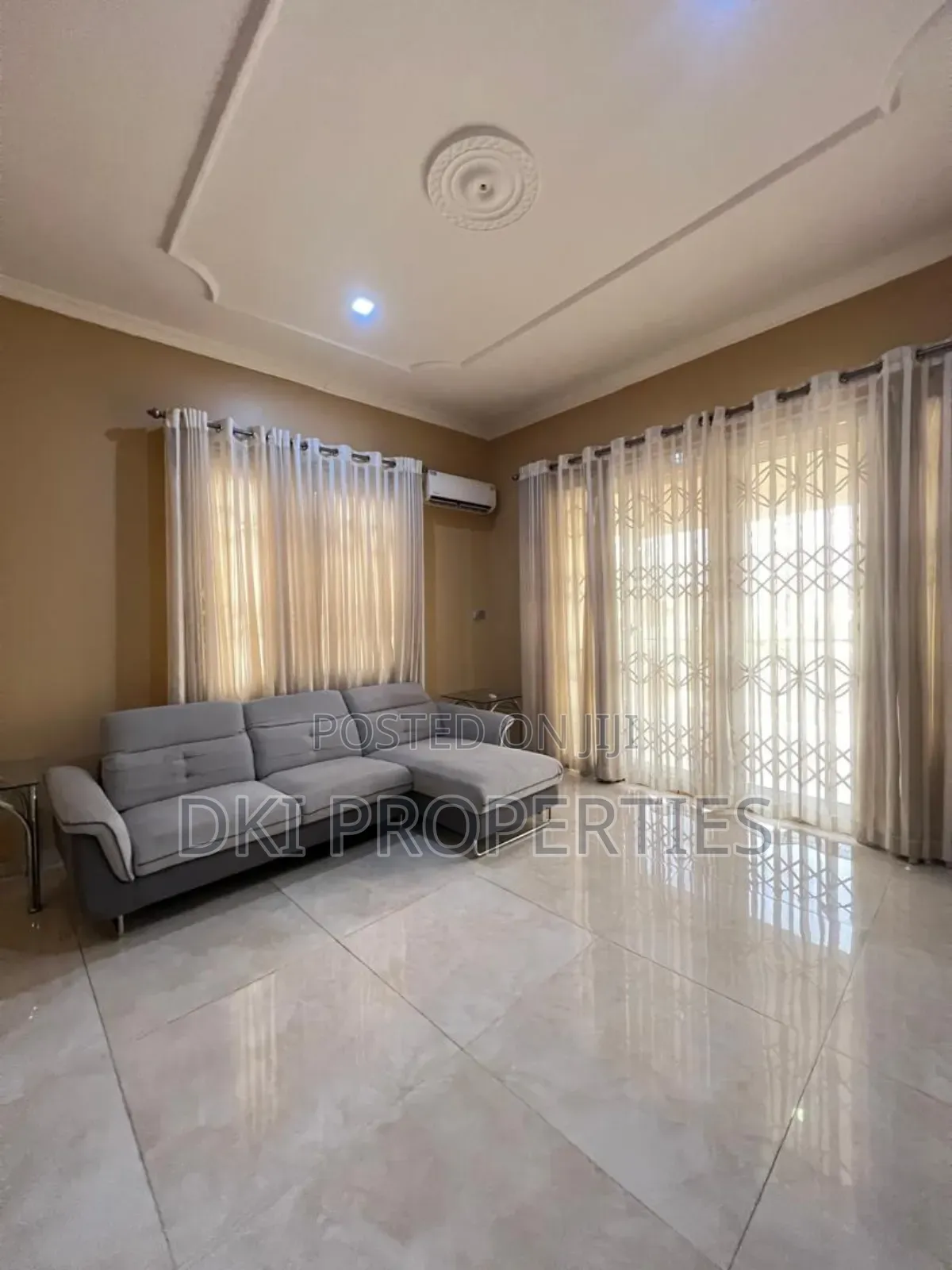 5bdrm House in Dki Properties, Community 25 for sale