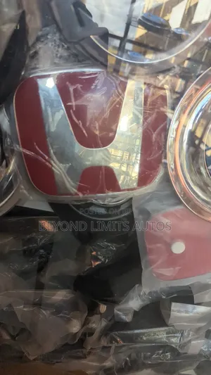 Honda Accord Cr-v CRV Pilot Hr-v Civic Crown/ Logo Glass Type