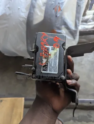 Toyota Camry 2007,2008,2009,2010,2011 Abs Motor/ Abs Module